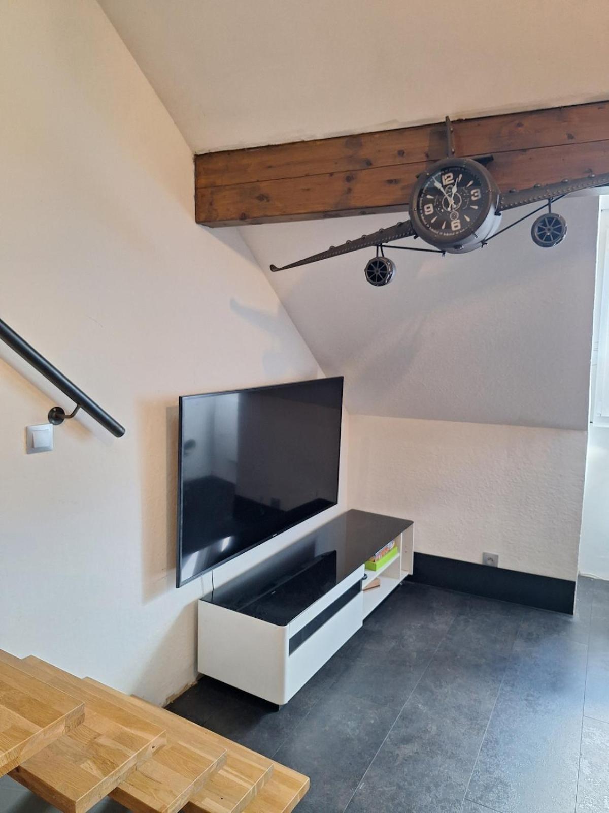 Apartamento Chez Eric - L'Atypique Rumilly  Exterior foto